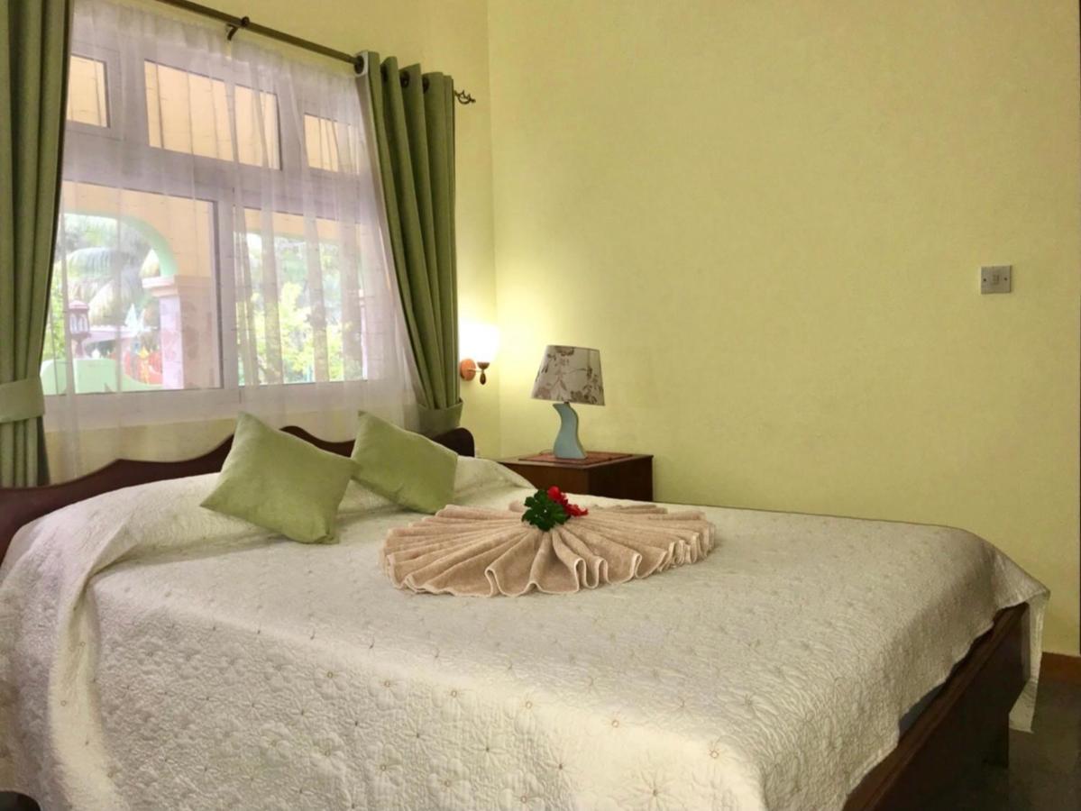 维拉班纳尼尔酒店 Anse Volbert Village 外观 照片